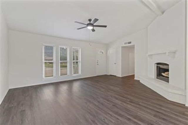 2601 Knoll Trail, Euless, TX 76039