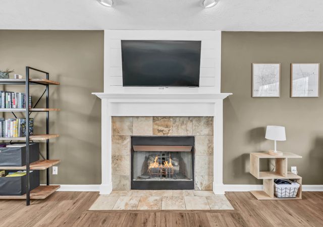 1209 Meachem Dr, Clarksville, TN 37042