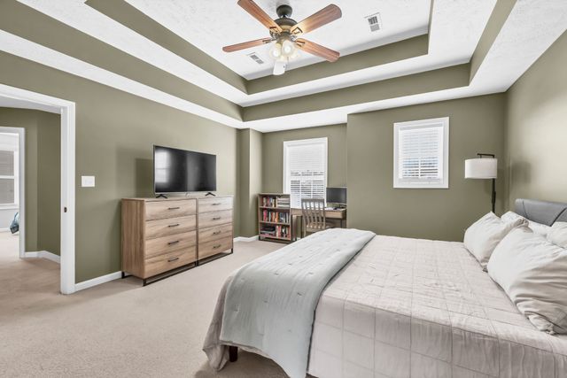 1209 Meachem Dr, Clarksville, TN 37042