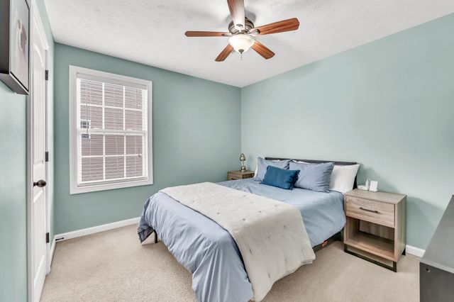 1209 Meachem Dr, Clarksville, TN 37042