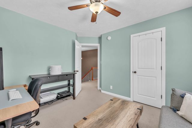 1209 Meachem Dr, Clarksville, TN 37042