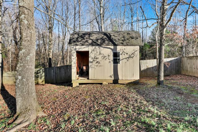 1209 Meachem Dr, Clarksville, TN 37042