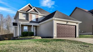 1209 Meachem Dr, Clarksville, TN 37042