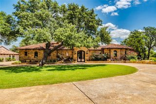 166 Encantada, Horseshoe Bay, TX 78657