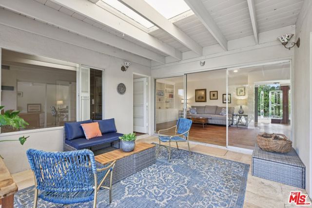 4511 Jubilo Drive, Tarzana (los Angeles), CA 91356