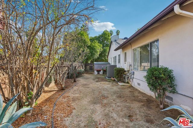 4511 Jubilo Drive, Tarzana (los Angeles), CA 91356