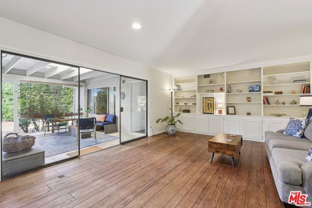 4511 Jubilo Drive, Tarzana (los Angeles), CA 91356