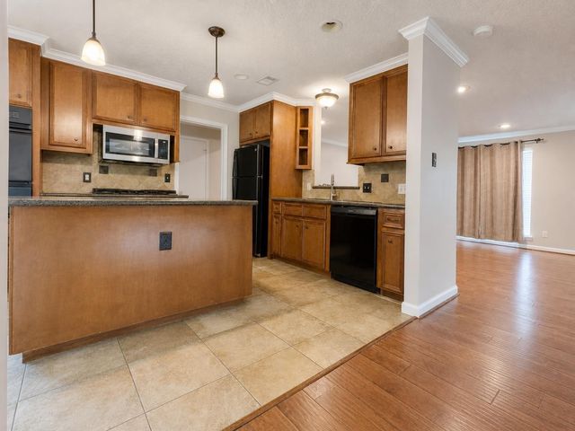 1747 Burning Tree Road, Houston, TX 77339