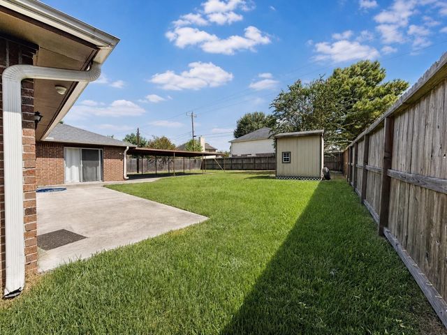 1747 Burning Tree Road, Houston, TX 77339