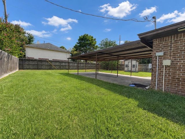 1747 Burning Tree Road, Houston, TX 77339