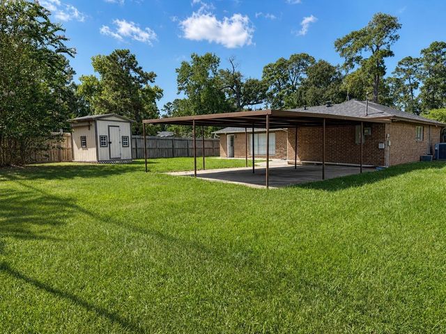 1747 Burning Tree Road, Houston, TX 77339