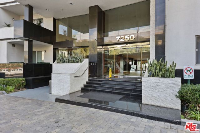 7250 Franklin Avenue 414, Los Angeles, CA 90046