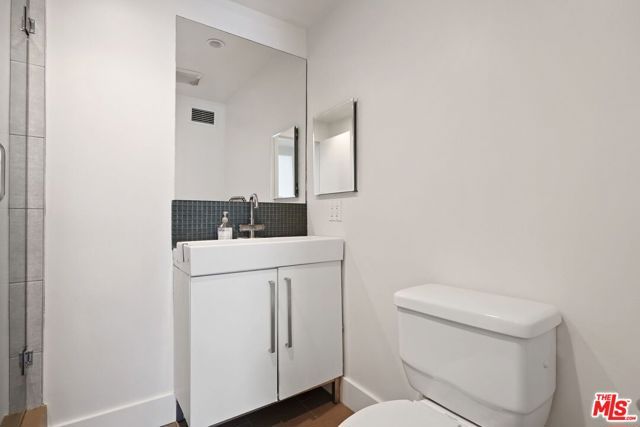 7250 Franklin Avenue 414, Los Angeles, CA 90046