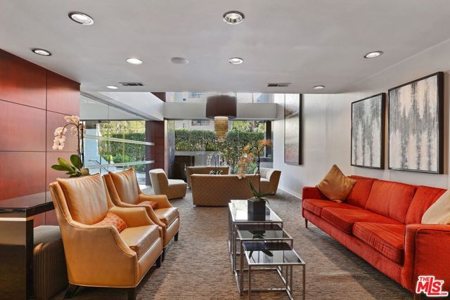 7250 Franklin Avenue 414, Los Angeles, CA 90046