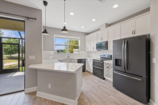 18876 BEAUTYBERRY COURT, Lutz, FL 33558