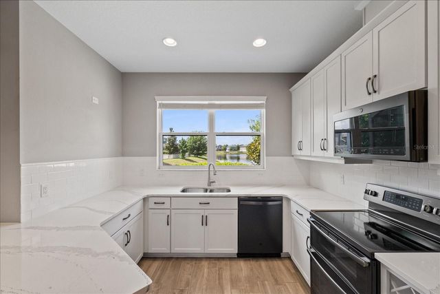 18876 BEAUTYBERRY COURT, Lutz, FL 33558