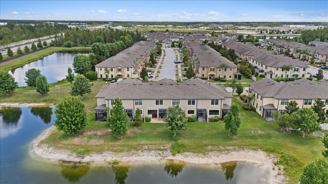 18876 BEAUTYBERRY COURT, Lutz, FL 33558