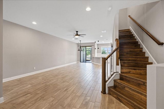 18876 BEAUTYBERRY COURT, Lutz, FL 33558