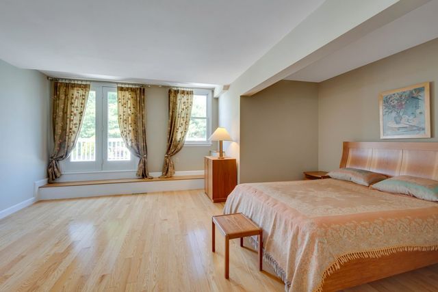 75 Page Road 16, Bedford, MA 01730
