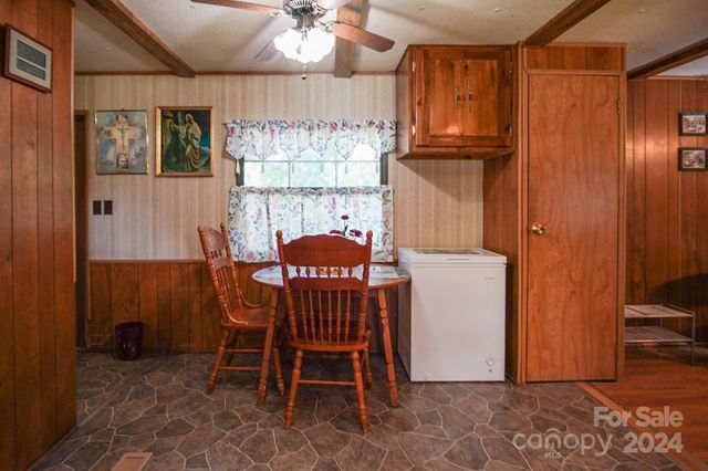 4537 Sunrise Beach Road, Catawba, NC 28609