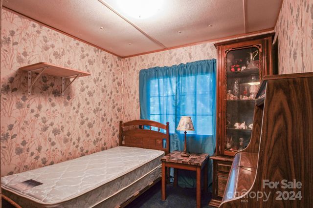 4537 Sunrise Beach Road, Catawba, NC 28609