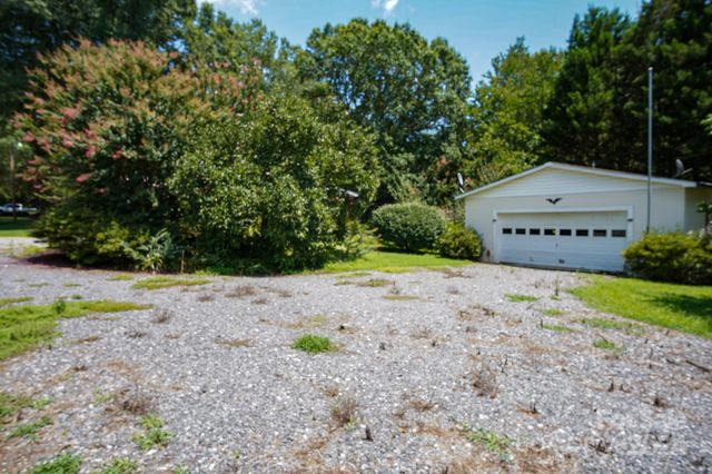 4537 Sunrise Beach Road, Catawba, NC 28609