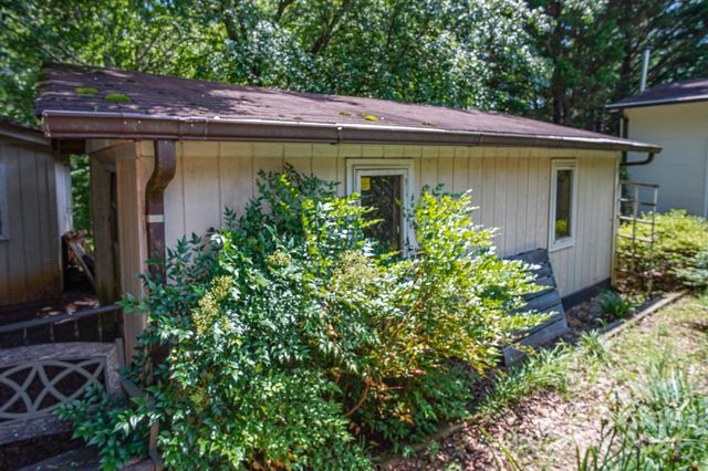 4537 Sunrise Beach Road, Catawba, NC 28609