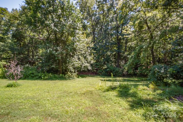 4537 Sunrise Beach Road, Catawba, NC 28609