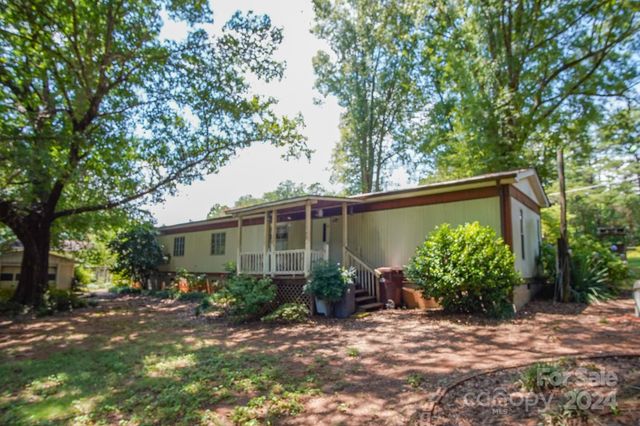 4537 Sunrise Beach Road, Catawba, NC 28609