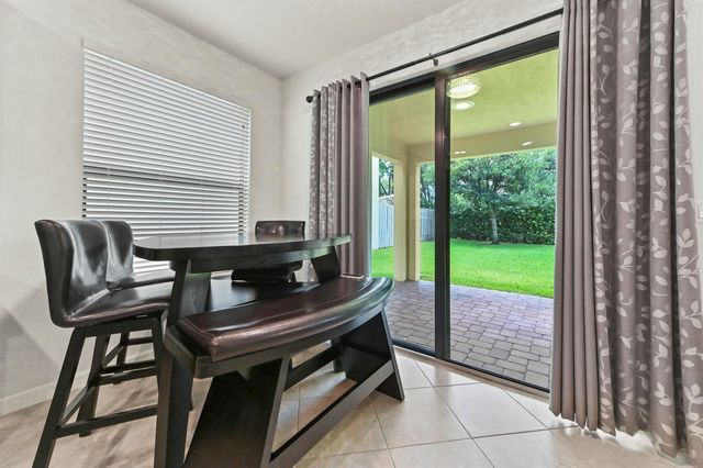 8899 WILLOW COVE Lane, Lake Worth, FL 33467