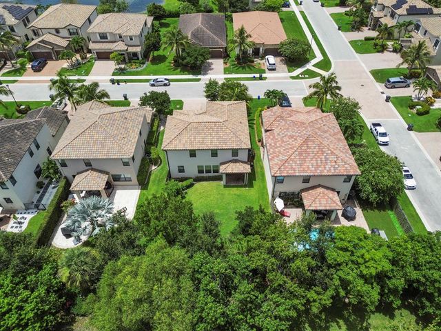8899 WILLOW COVE Lane, Lake Worth, FL 33467