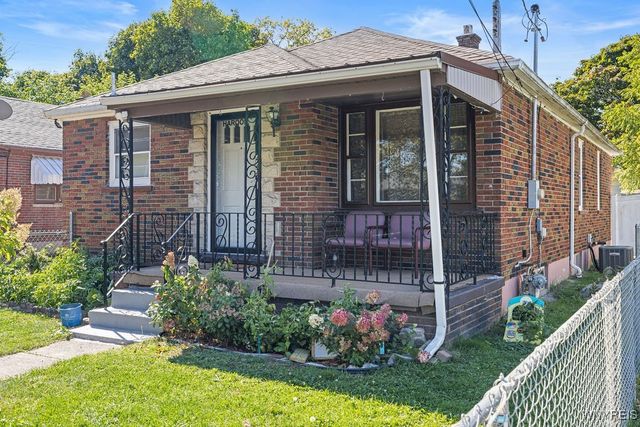 422 21st Street, Niagara Falls, NY 14303