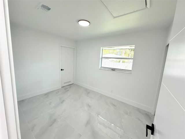 2508 Mckinley St, Hollywood, FL 33020