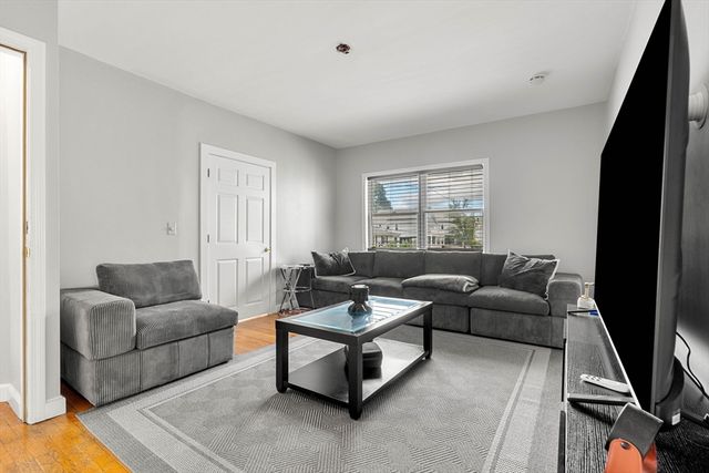 11 Pinkert St, Medford, MA 02155