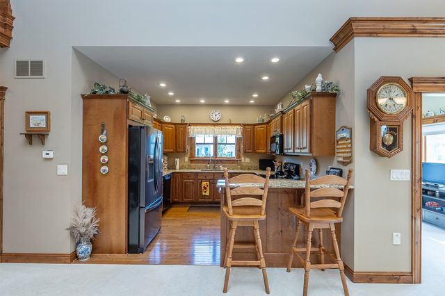 1665 SE Holiday Crest Circle, Waukee, IA 50263