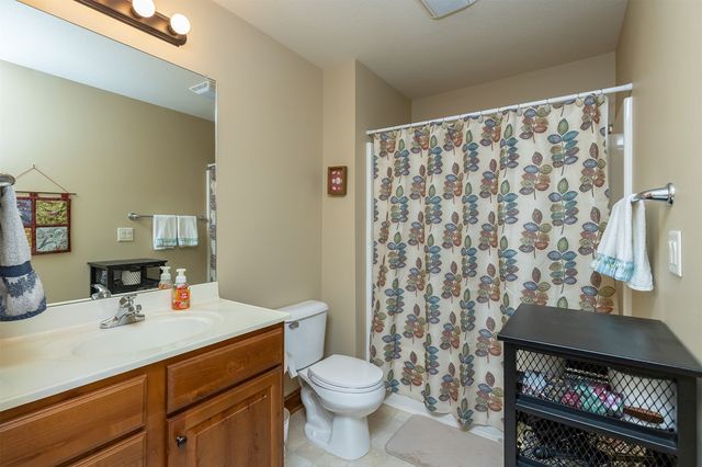 1665 SE Holiday Crest Circle, Waukee, IA 50263
