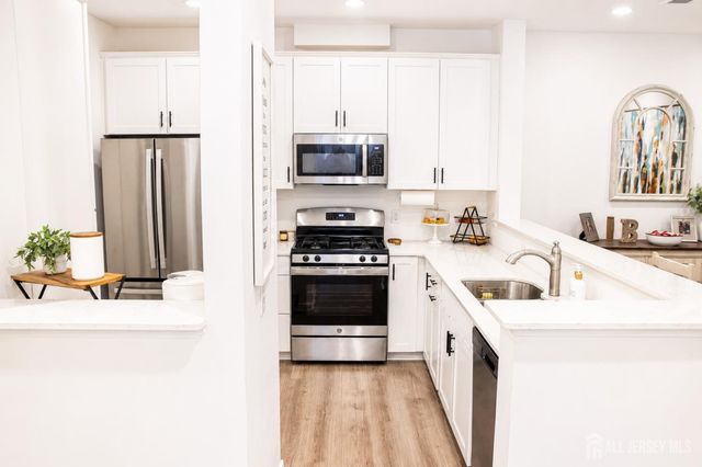 1117 Vanderbergh Boulevard, Monroe, NJ 08831
