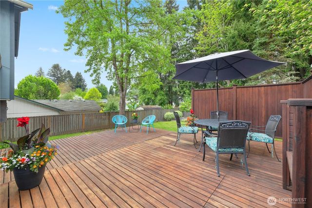 3008 Applehill Court NE, Olympia, WA 98506
