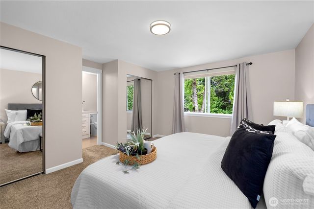 3008 Applehill Court NE, Olympia, WA 98506