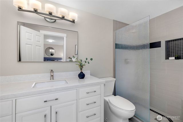 3008 Applehill Court NE, Olympia, WA 98506