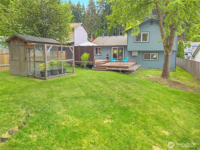 3008 Applehill Court NE, Olympia, WA 98506