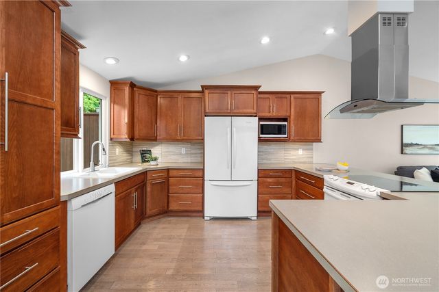 3008 Applehill Court NE, Olympia, WA 98506