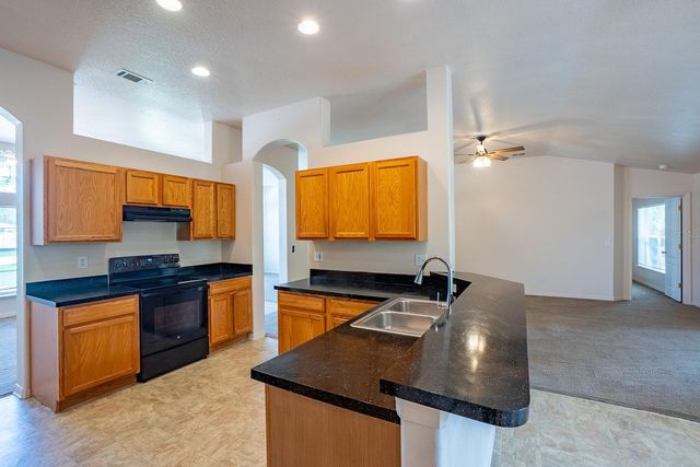 27 RED CLOVER LANE, Palm Coast, FL 32164