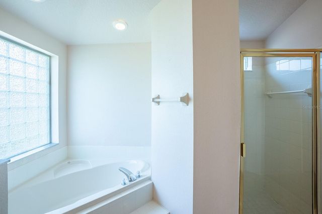 27 RED CLOVER LANE, Palm Coast, FL 32164