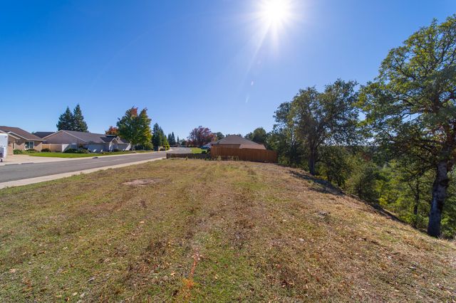 4175 Sunglow Drive, Redding, CA 96001