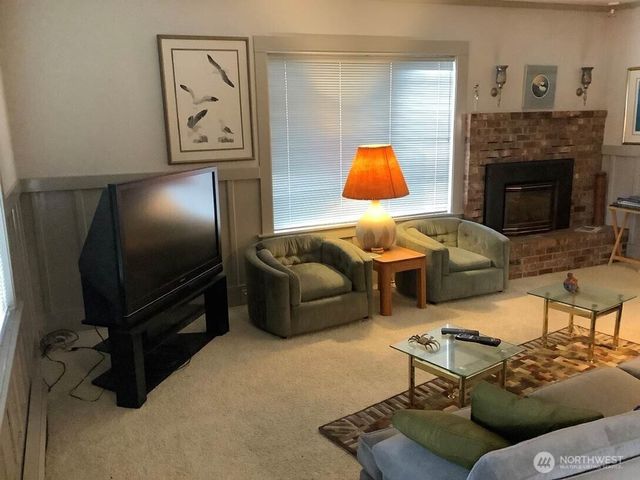 160 N Old Mill Road, Hoodsport, WA 98548