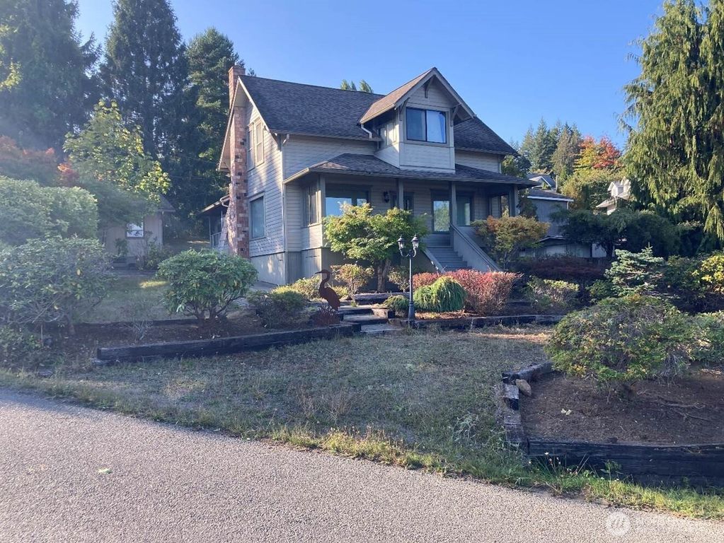 160 N Old Mill Road, Hoodsport, WA 98548