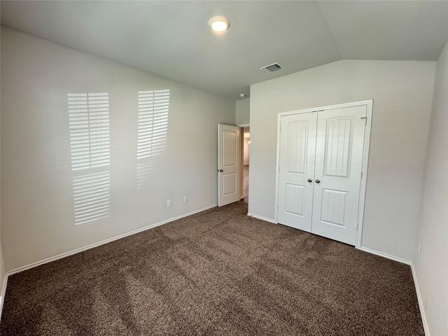 109 Gunther WAY, Taylor, TX 76574