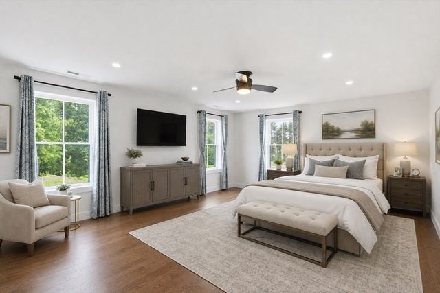 10 Darby Ln, Wilmington, MA 01887