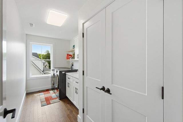10 Darby Ln, Wilmington, MA 01887